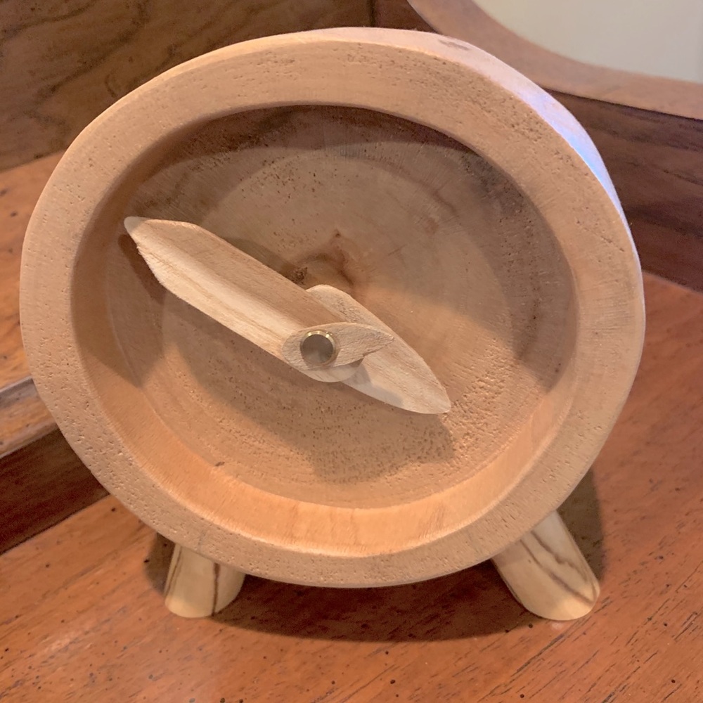 Handmade Wooden table top clock.NWOT